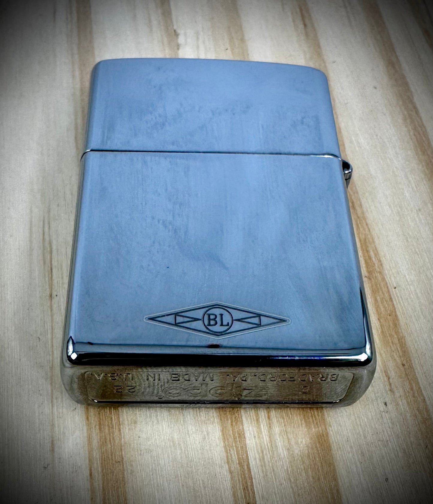 Zippo Lighter - Skulls - Chrome