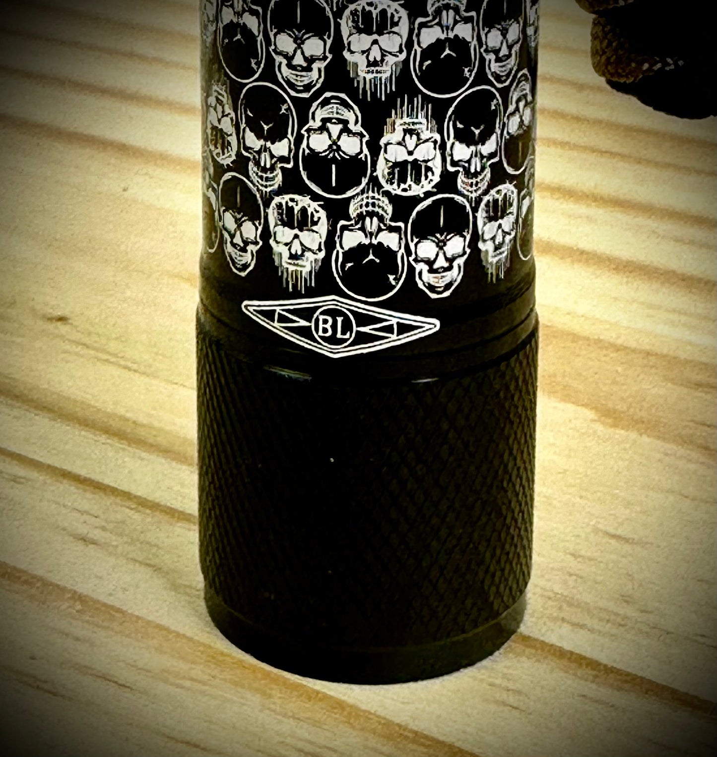 Flashlight - Skulls - Black
