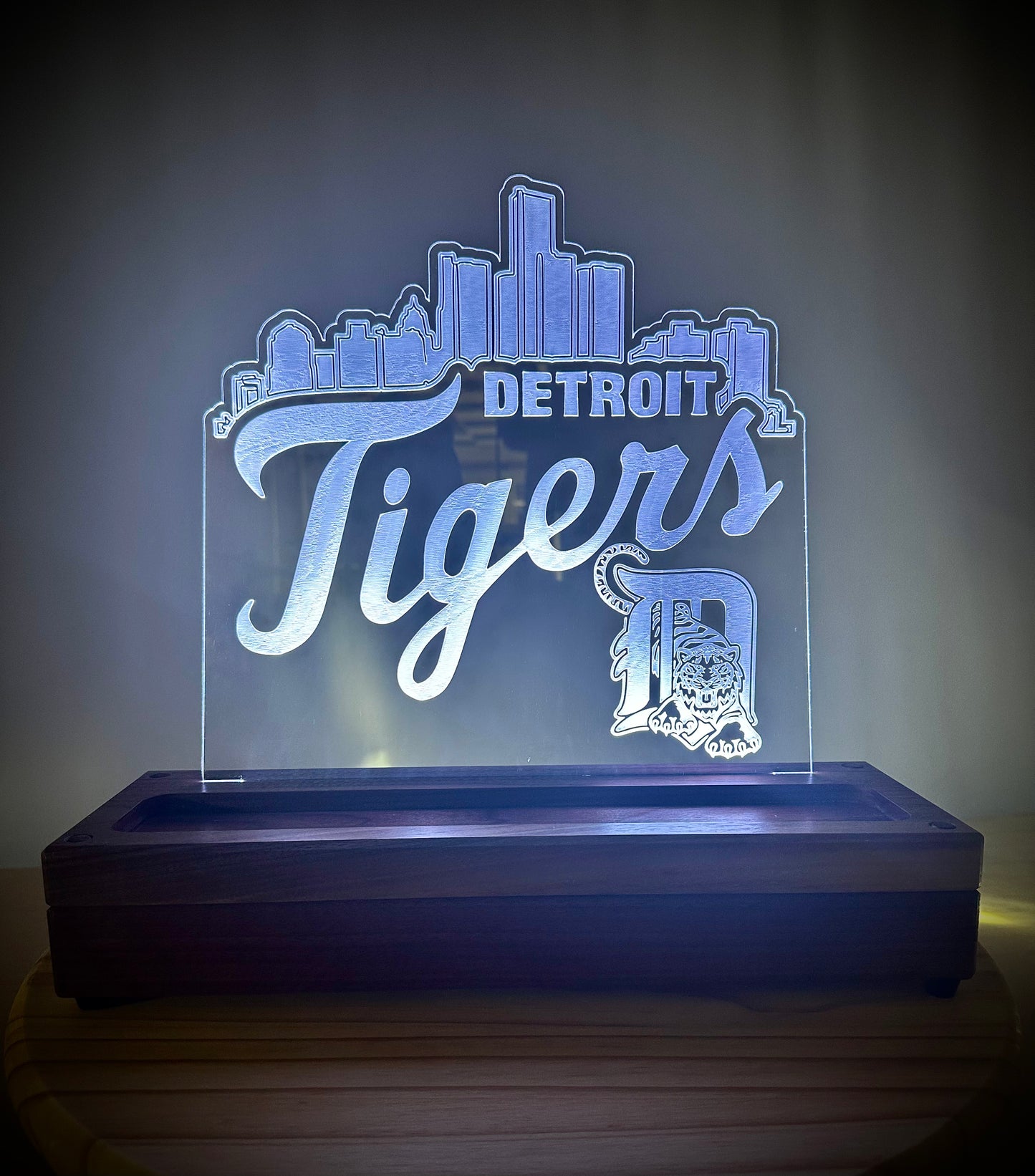 Custom Walnut Base Lighted Acrylic Lamp - Detroit Tigers