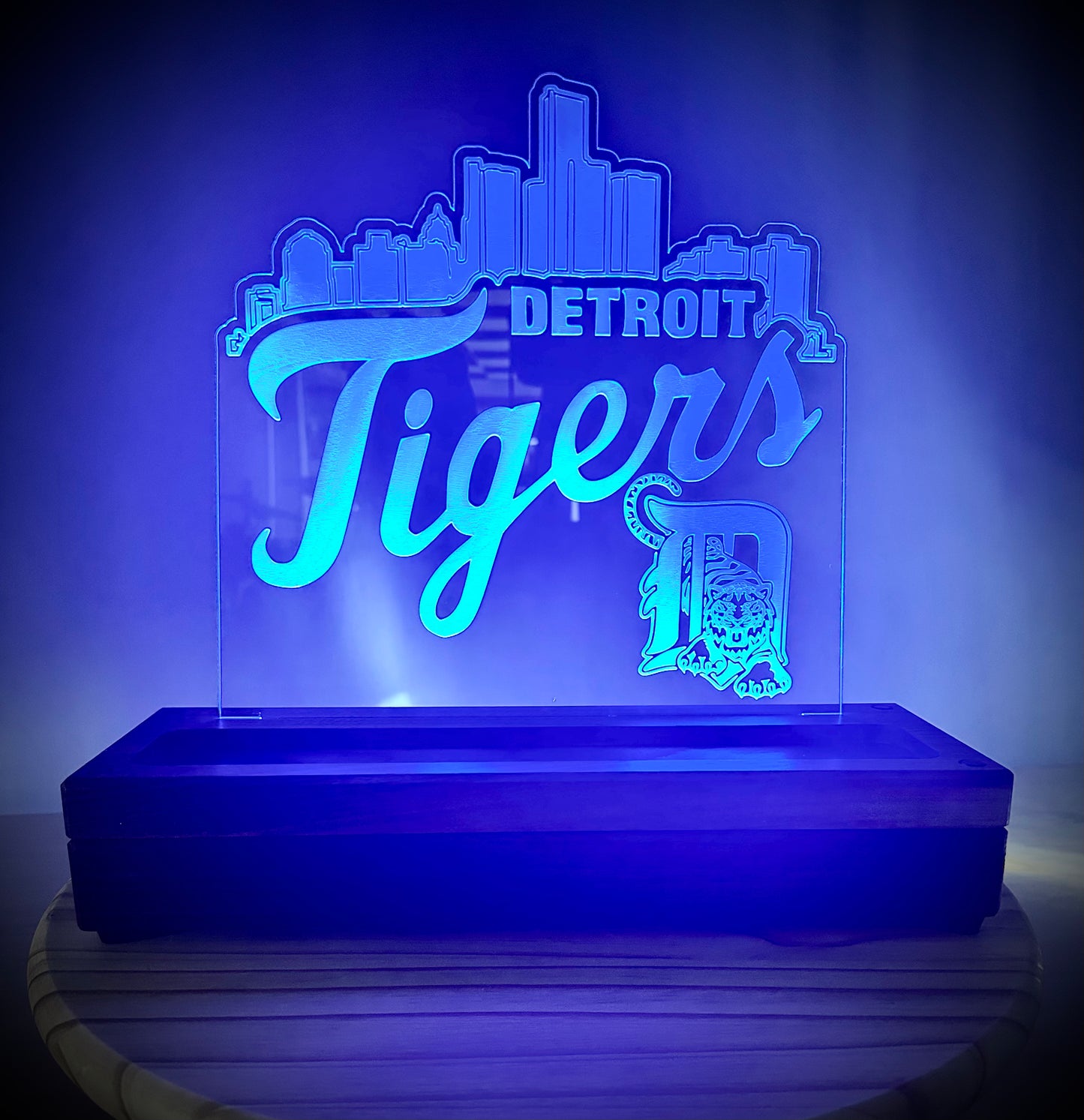 Custom Walnut Base Lighted Acrylic Lamp - Detroit Tigers