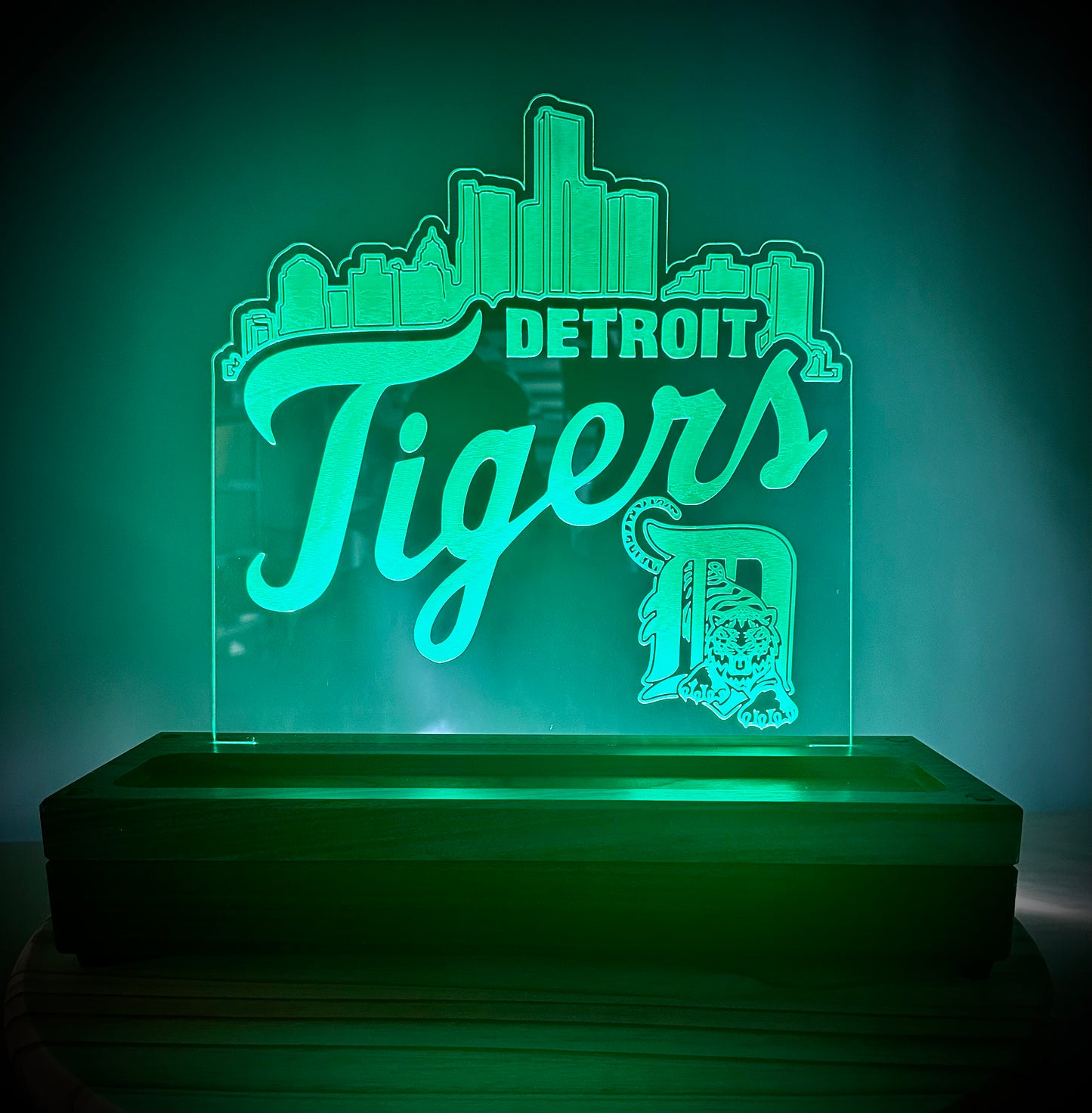 Custom Walnut Base Lighted Acrylic Lamp - Detroit Tigers