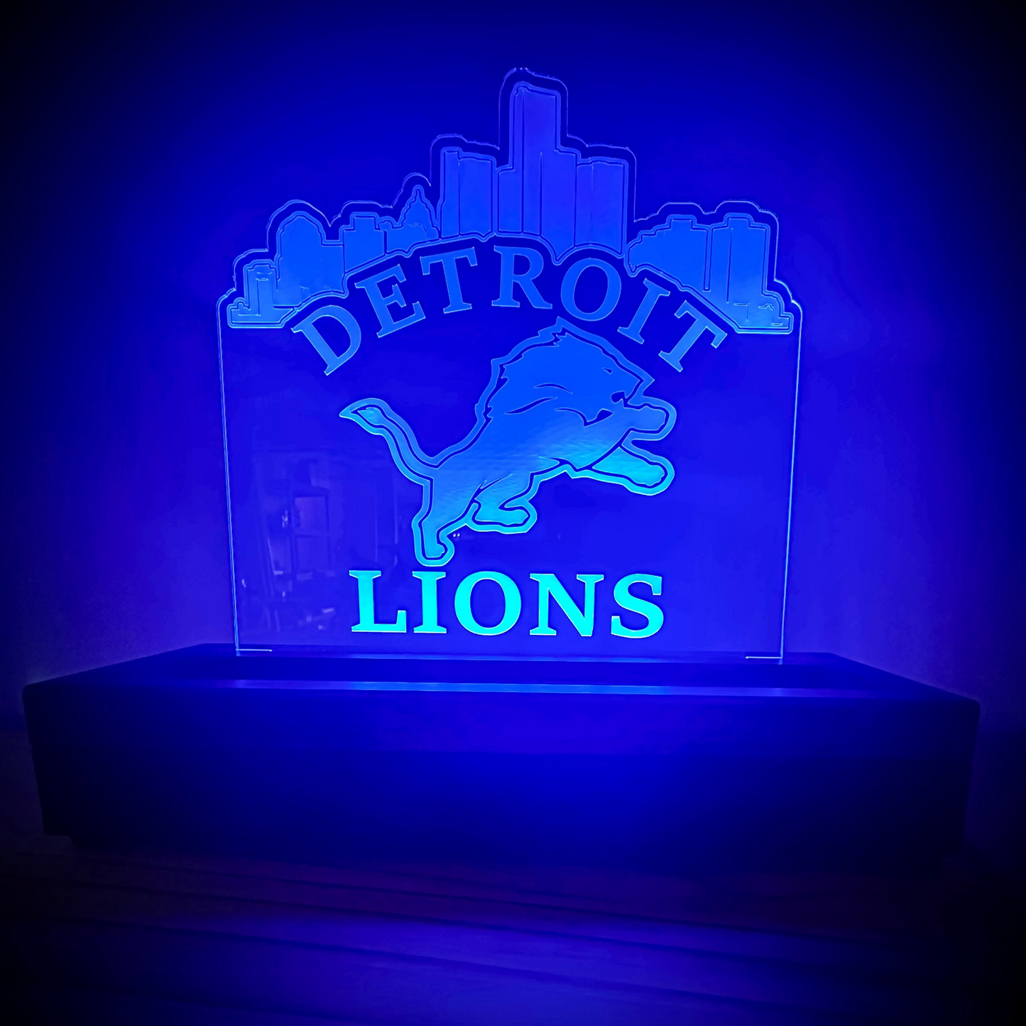 Custom Walnut Base Lighted Acrylic Lamp - Detroit Lions