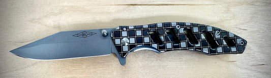 Gordon - Skeleton Style - Sand Blasted - Large Checkered Frame - Length 7 1/8 In